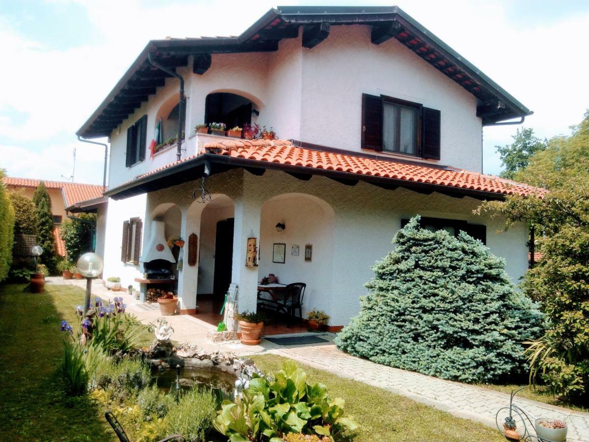 Torre Canavese Il Laghetto Bed & Breakfast エクステリア 写真